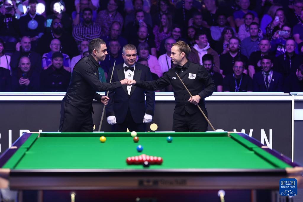 费尔南德斯 费尔南德斯